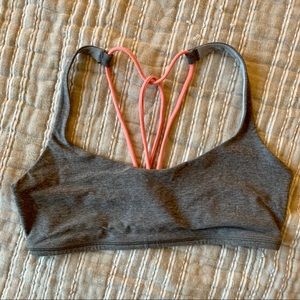 Lululemon Free To Be - grey/Coral Sports Bra